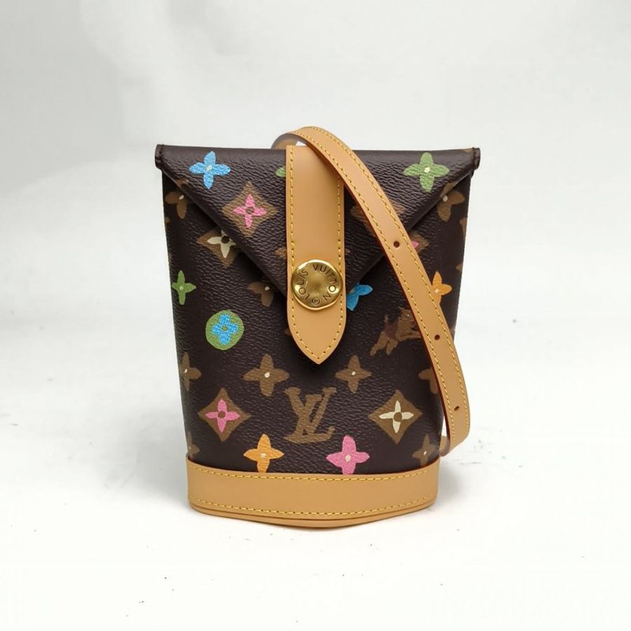 LOUIS VUITTON Tyler聯名款POUCH薯條包棕色PVC老花晶片肩背包-0
