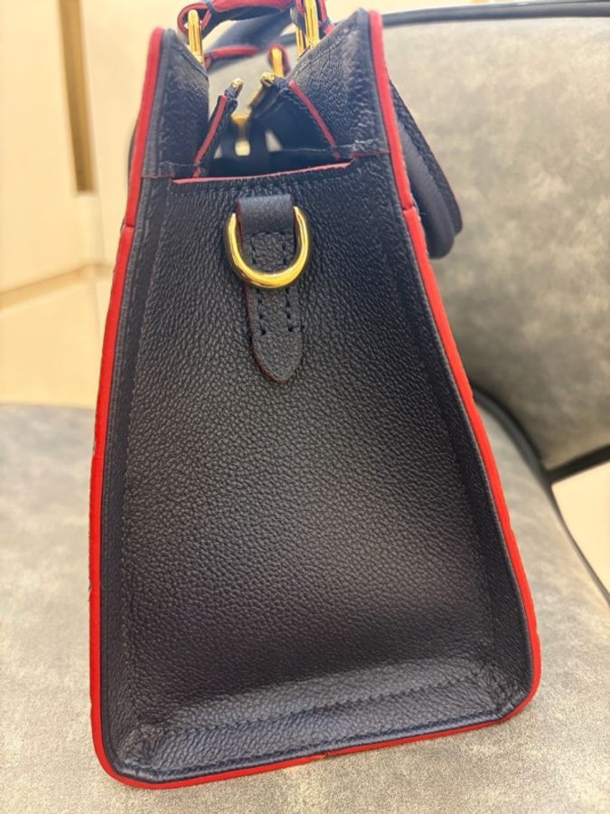 LV 深藍色全皮壓花Sully 成色很好。-3