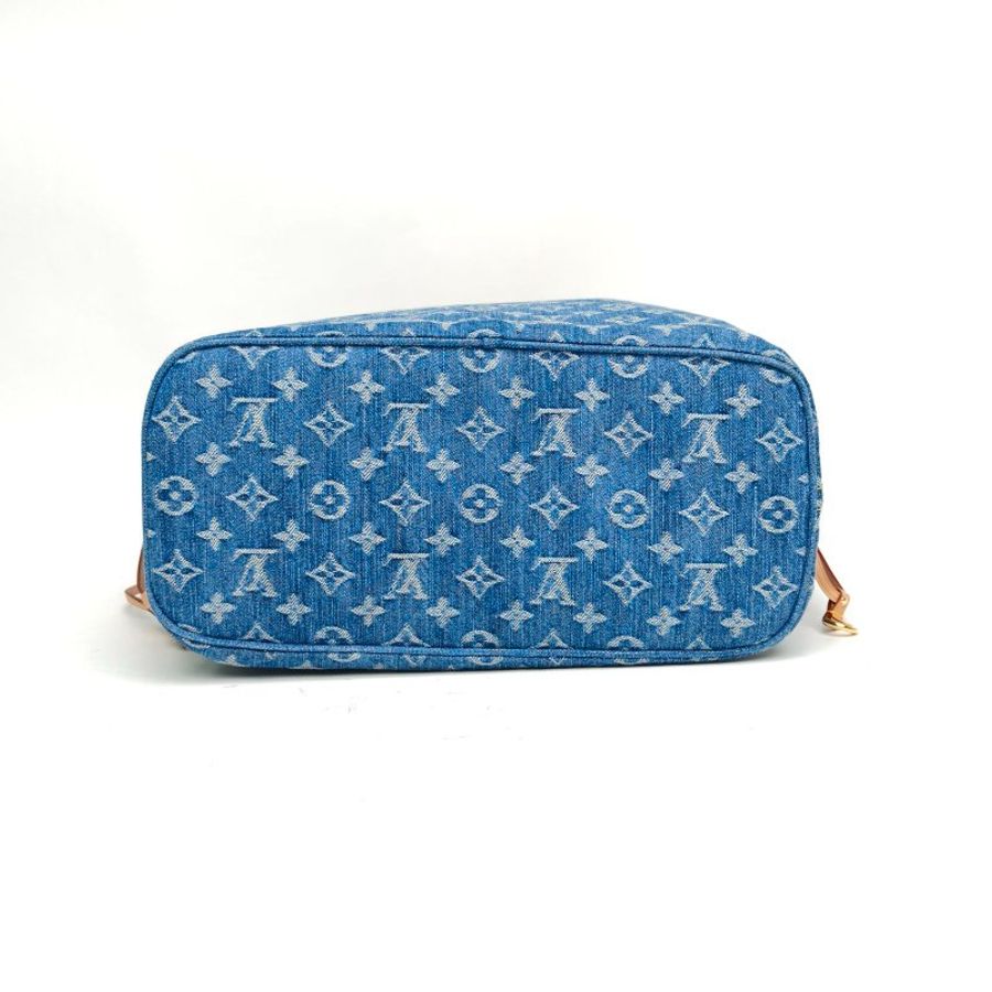 LOUIS VUITTON Neverfull中號丹寧托特包牛仔藍金扣老花晶片肩背包-4