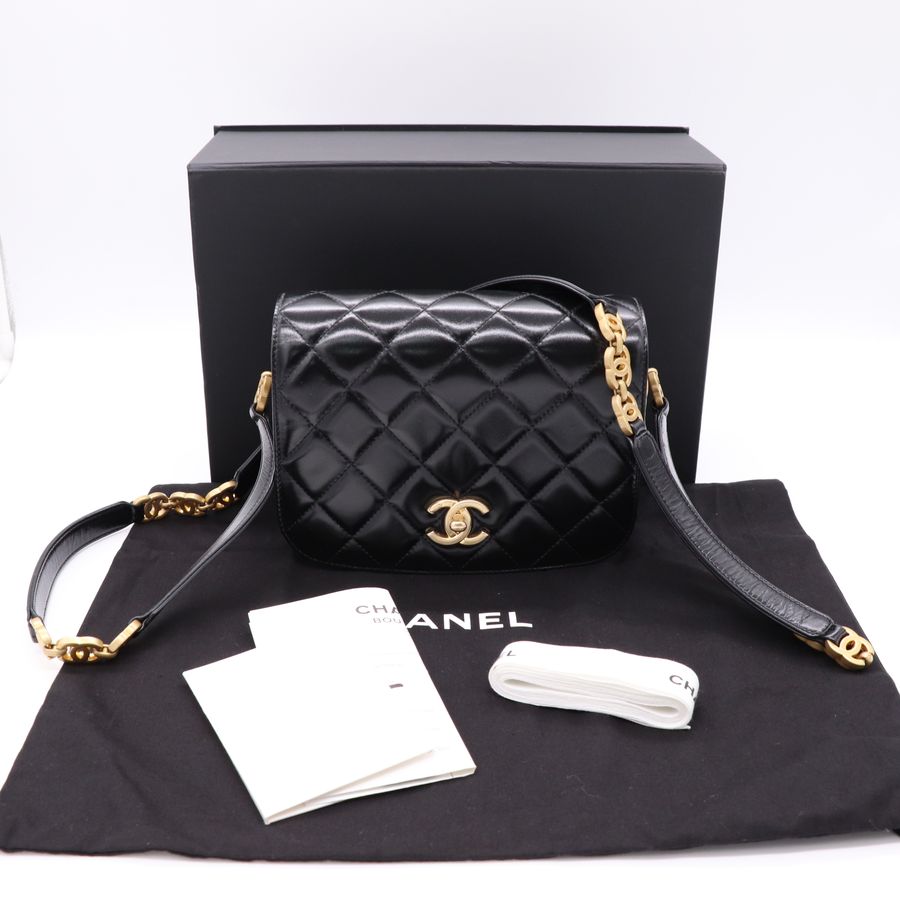(仙女款🧚♀️實用通勤)Chanel 香奈兒 My Sweet CC Flap 18cm 方胖子 黑色 牛皮 郵差包 斜挎包 晶片款 AS3396-14