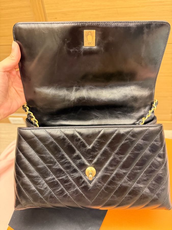 香奈兒Chanel coco handle 油臘牛皮蜥蜴提把(這品相我最便宜)-2