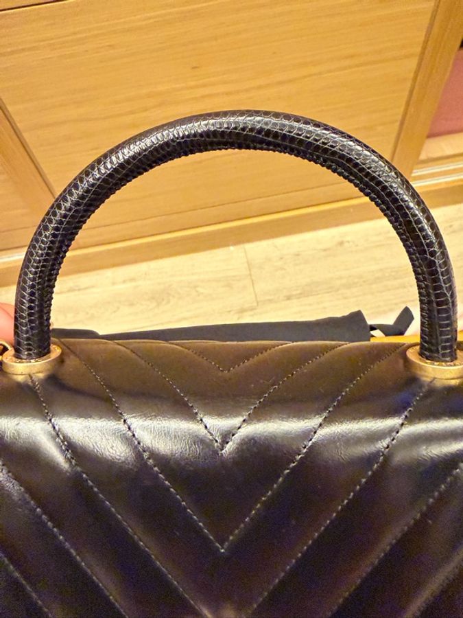 香奈兒Chanel coco handle 油臘牛皮蜥蜴提把(這品相我最便宜)-4