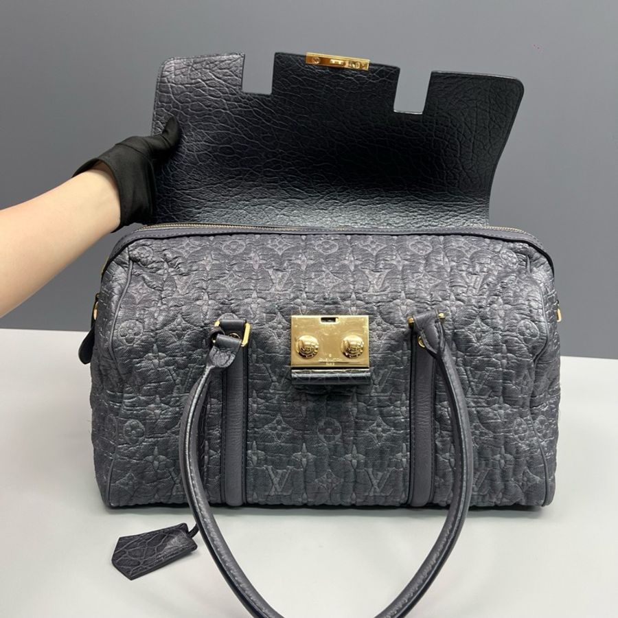 Louis Vuitton路易威登 Fall 灰色刺繡拼皮手提斜挎包 96新-6