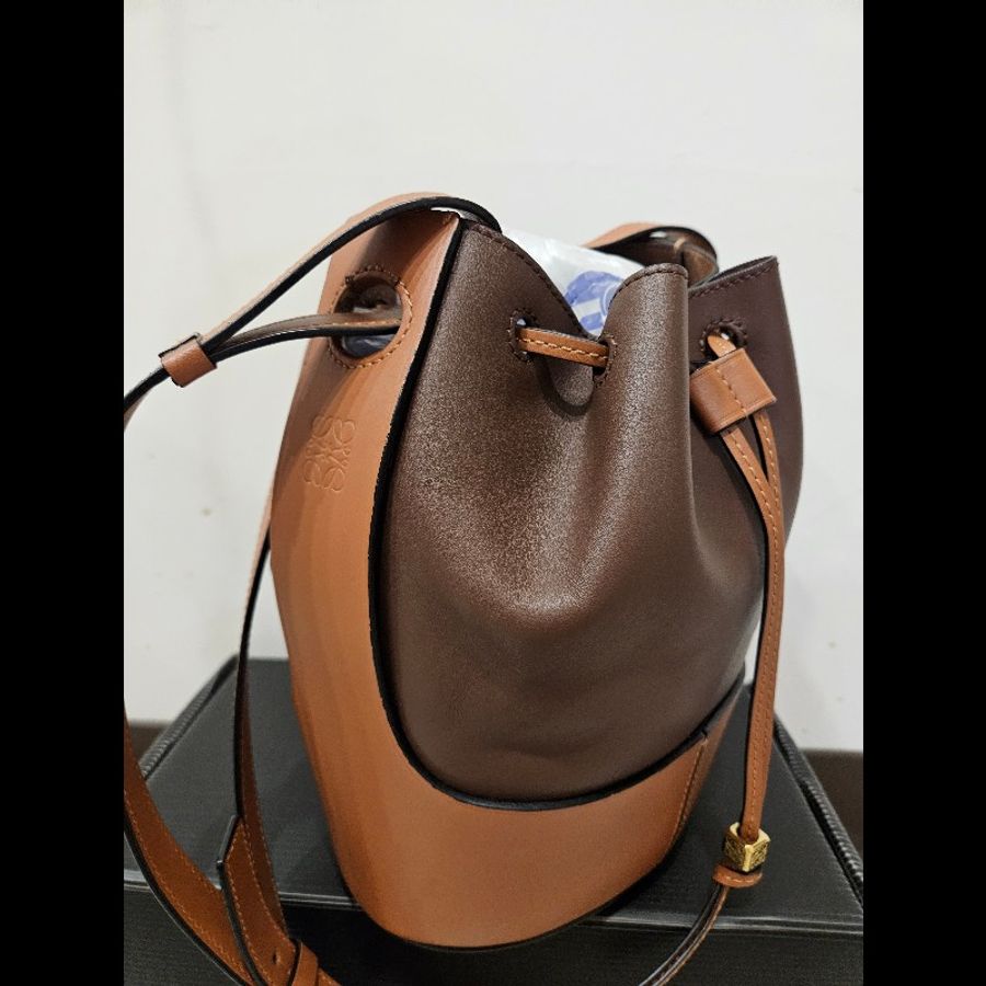 LOEWE 羅意威 Balloon 氣球包 水桶包 Small-1