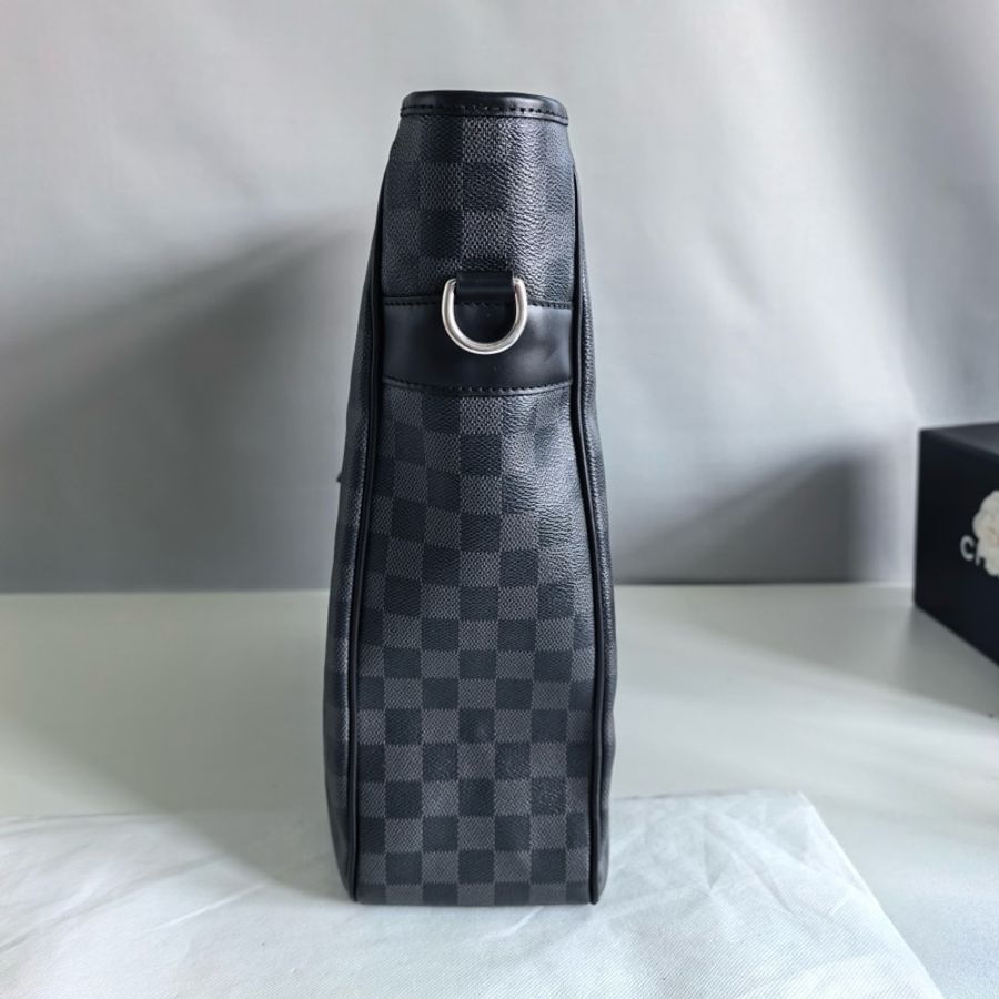 Louis Vuitton 路易威登Tadao 黑灰棋盤格帆布男士公文包手提單肩斜挎包 98新 黑色Damier Graphite配色 銀色五金 有肩帶 手提斜挎單肩 尺寸:37×11×36cm-3