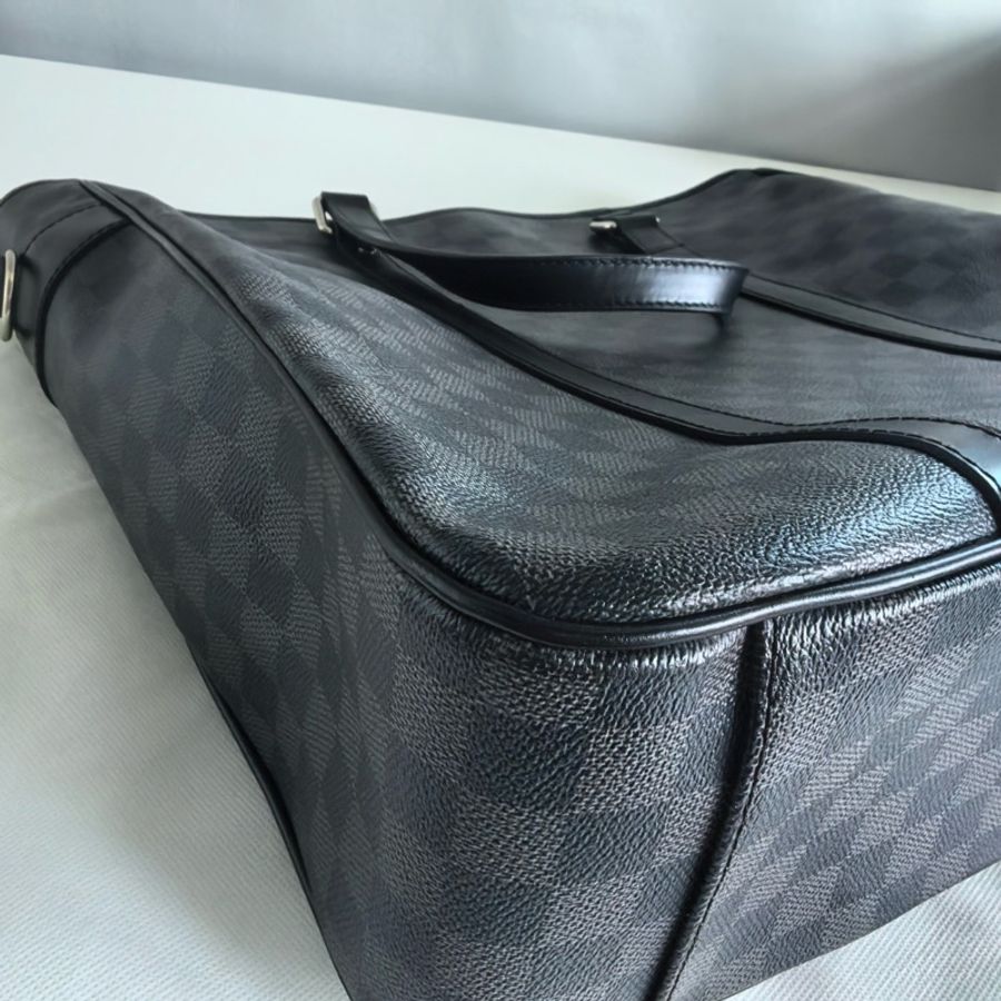 Louis Vuitton 路易威登Tadao 黑灰棋盤格帆布男士公文包手提單肩斜挎包 98新 黑色Damier Graphite配色 銀色五金 有肩帶 手提斜挎單肩 尺寸:37×11×36cm-5