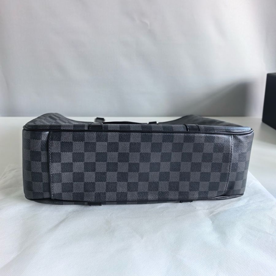 Louis Vuitton 路易威登Tadao 黑灰棋盤格帆布男士公文包手提單肩斜挎包 98新 黑色Damier Graphite配色 銀色五金 有肩帶 手提斜挎單肩 尺寸:37×11×36cm-8