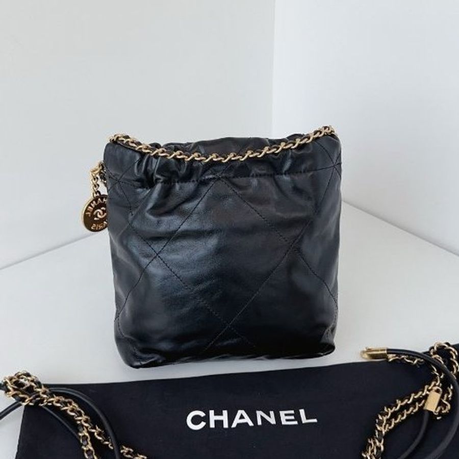 近新品 香奈兒/Chanel 黑金mini Bag珍珠鏈迷你垃圾袋牛皮 芯片款-1