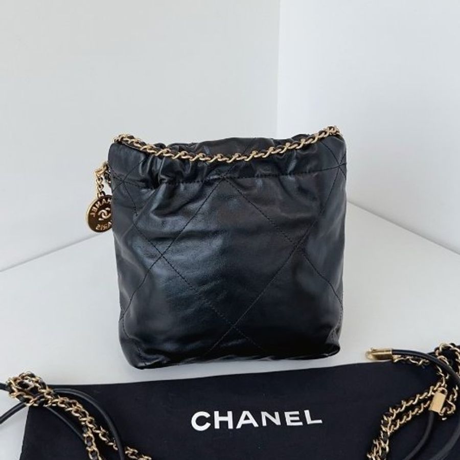 近新品 香奈兒/Chanel 黑金mini Bag珍珠鏈迷你垃圾袋牛皮 芯片款-6