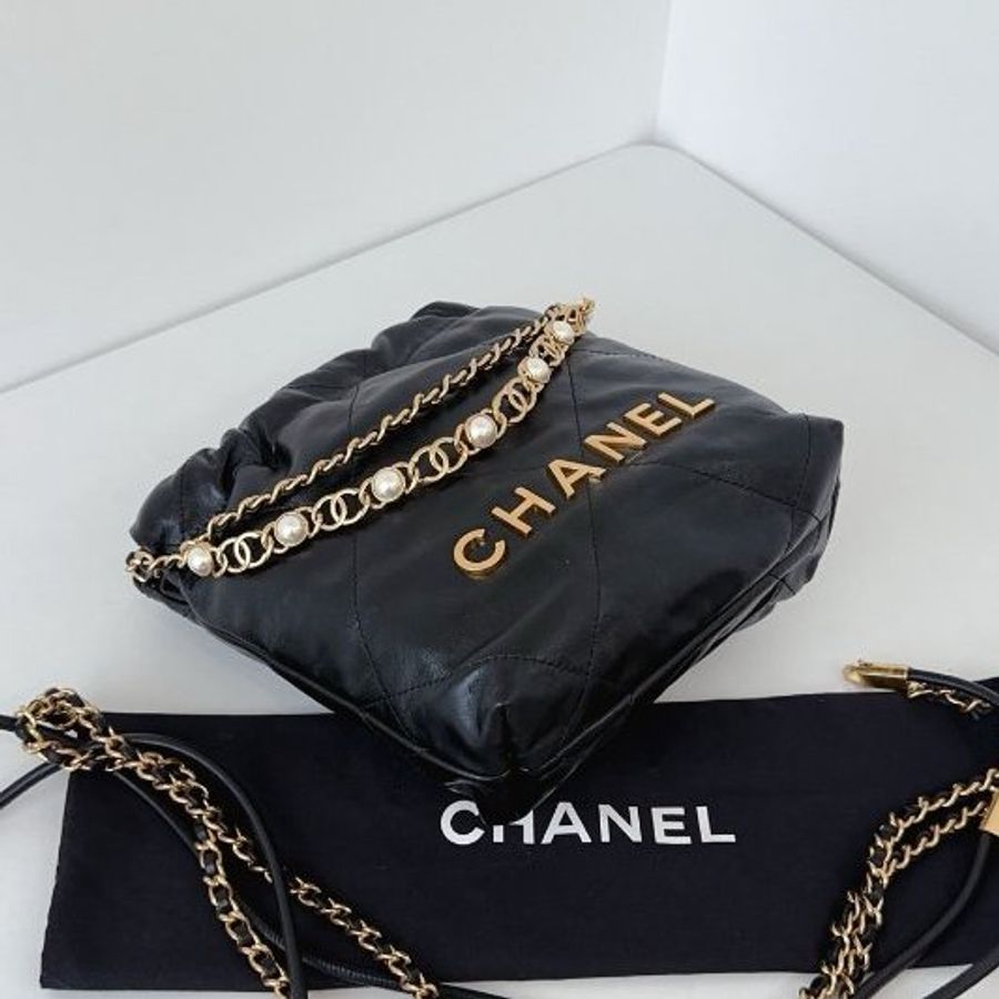近新品 香奈兒/Chanel 黑金mini Bag珍珠鏈迷你垃圾袋牛皮 芯片款-7