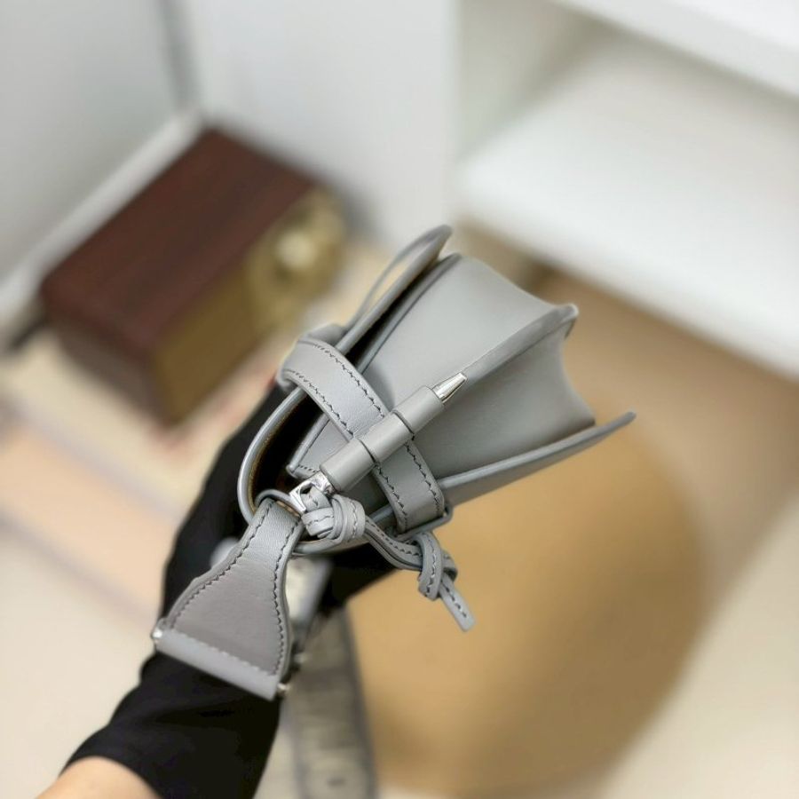 (激甜!錯過可惜🩶)🏷Loewe 羅意威.Mini Gate Dual 珍珠灰-2