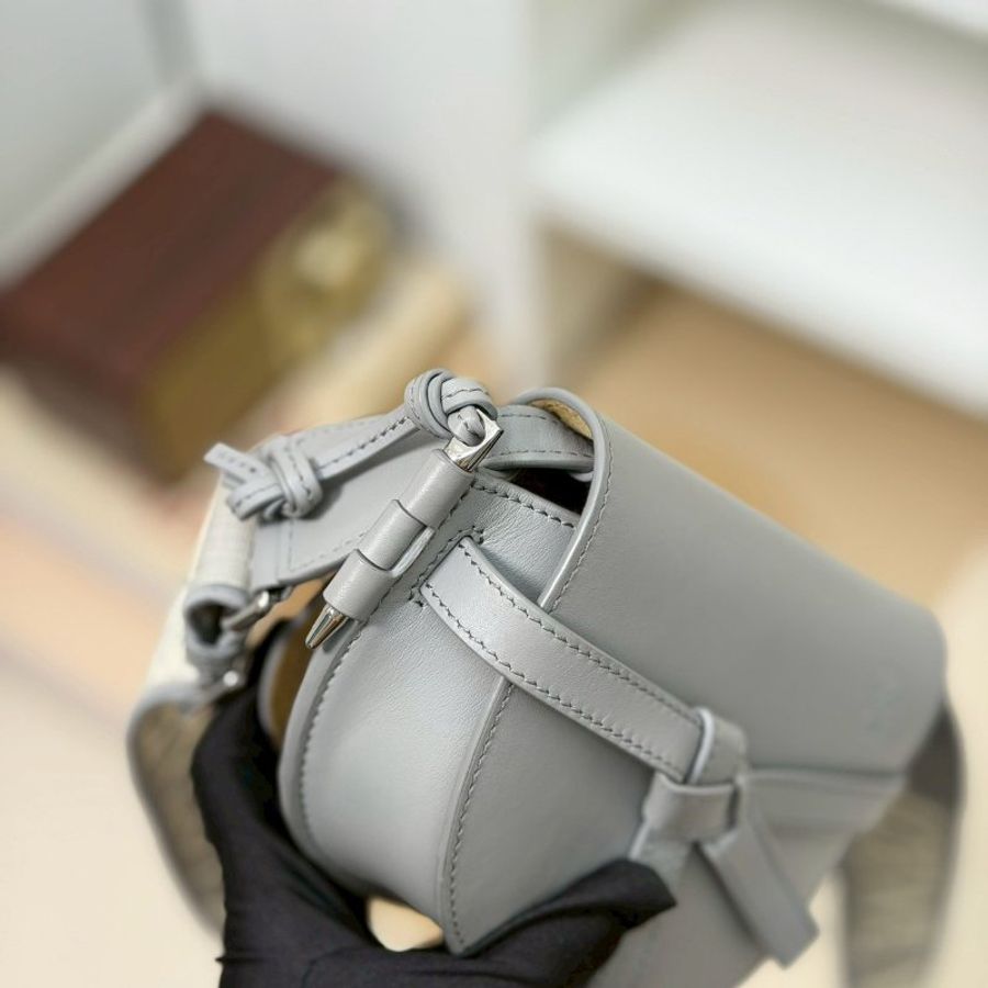 (激甜!錯過可惜🩶)🏷Loewe 羅意威.Mini Gate Dual 珍珠灰-8