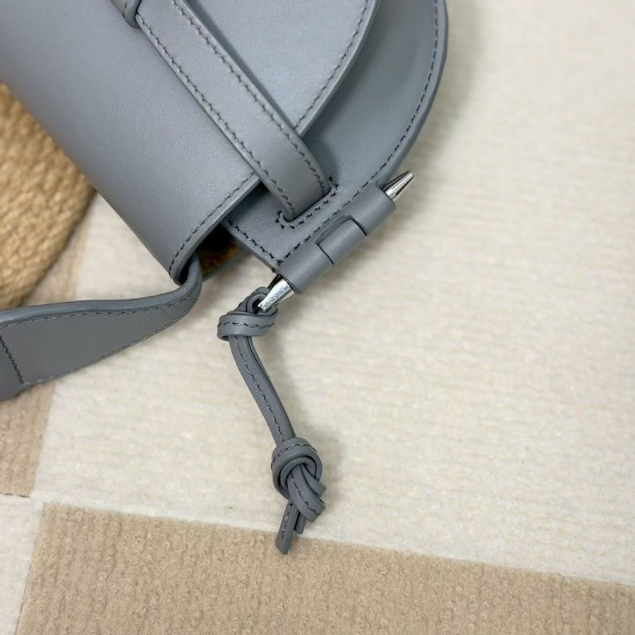 (激甜!錯過可惜🩶)🏷Loewe 羅意威.Mini Gate Dual 珍珠灰-21