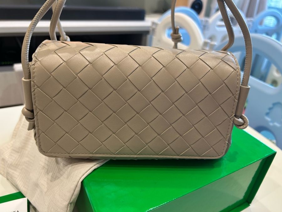 BOTTEGA VENETA Notturno編織包#Ecru亞麻色-1