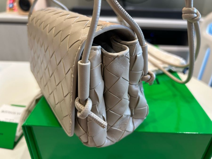 BOTTEGA VENETA Notturno編織包#Ecru亞麻色-10