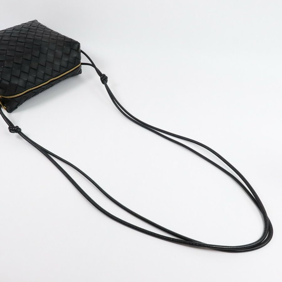 BOTTEGA VENETA 羊皮皮革Small Loop肩背袋-7