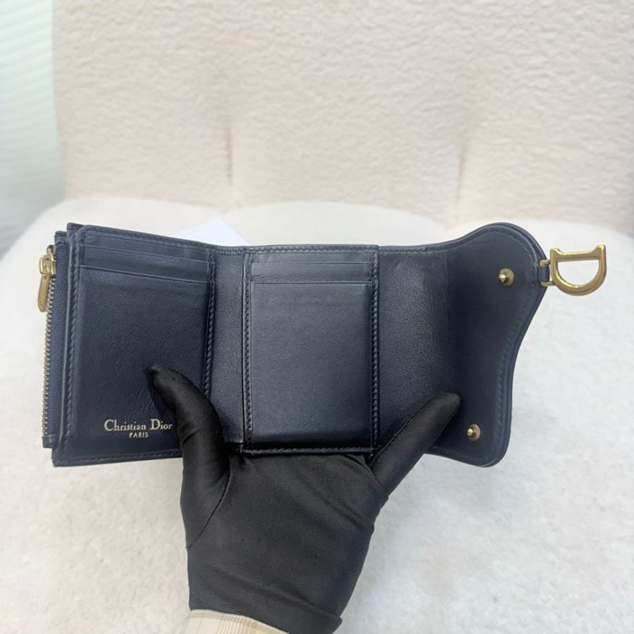 Dior藍堤花布Saddle louts短夾-4