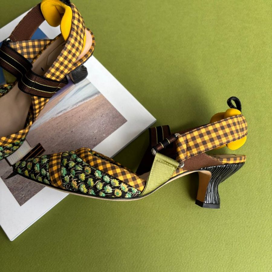 ::Fendi:: 超可愛拼色花朵格紋尖頭跟鞋 38號 Multicolor Fabric Colibri Pointed Toe Slingback Pumps Size 38-1
