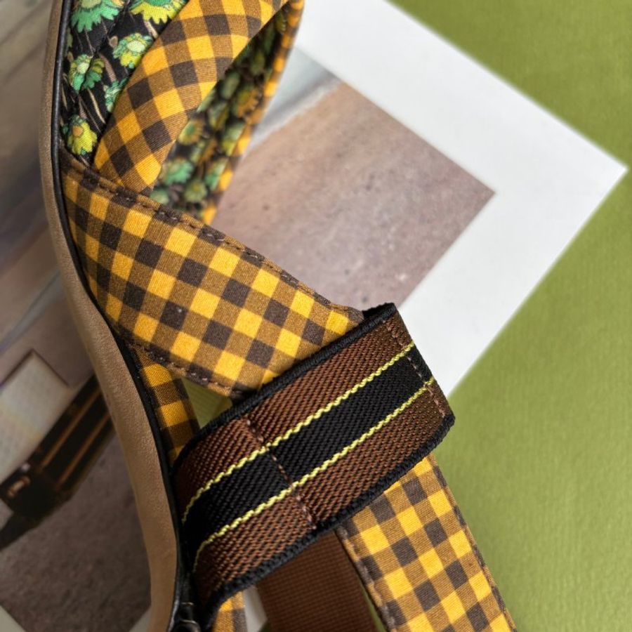 ::Fendi:: 超可愛拼色花朵格紋尖頭跟鞋 38號 Multicolor Fabric Colibri Pointed Toe Slingback Pumps Size 38-36