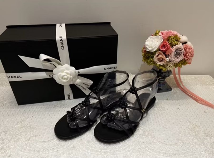 CHANEL 香奈兒《全新》山茶花黑色平底涼鞋 36號|經典CC Logo|專櫃全配|台灣購證-27