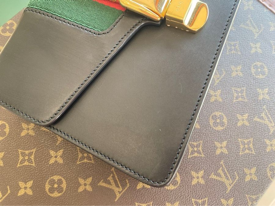 Gucci 古馳 Sylvie 塞爾維亞手提單肩包 黑色中號 配件:雙肩帶 防塵袋 購證 尺寸:26*16cm 。-3