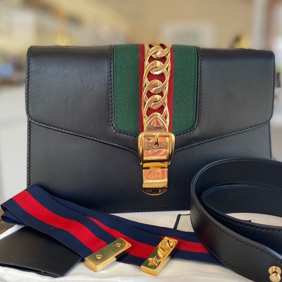 Gucci 古馳 Sylvie 塞爾維亞手提單肩包 黑色中號 配件:雙肩帶 防塵袋 購證 尺寸:26*16cm 。-6