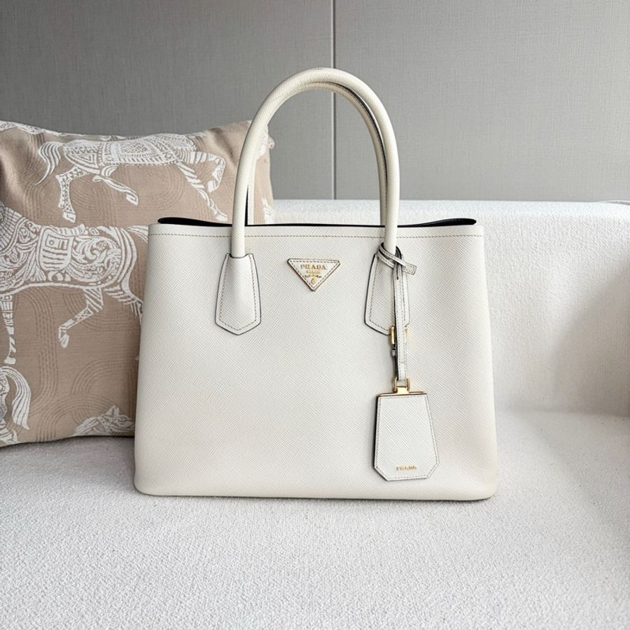 🌷帶保卡!Prada Double 全皮手提/斜挎包 白色-1