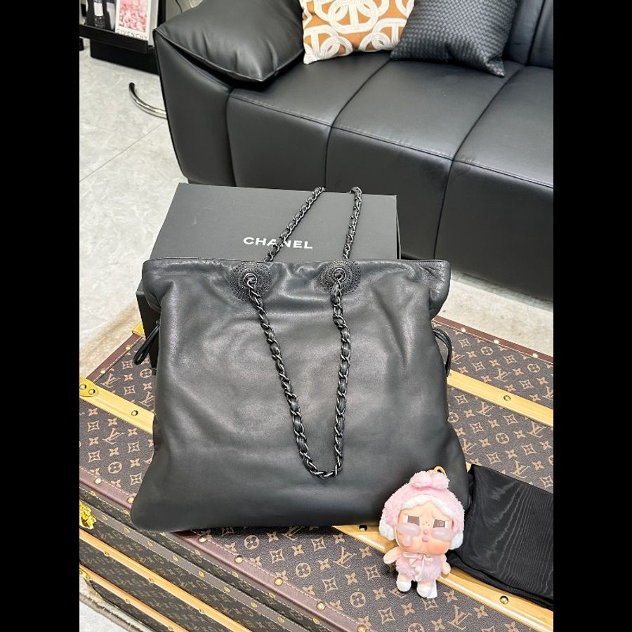 Chanel香奈兒黑銀羊皮Tote包,So Black全黑五金-3