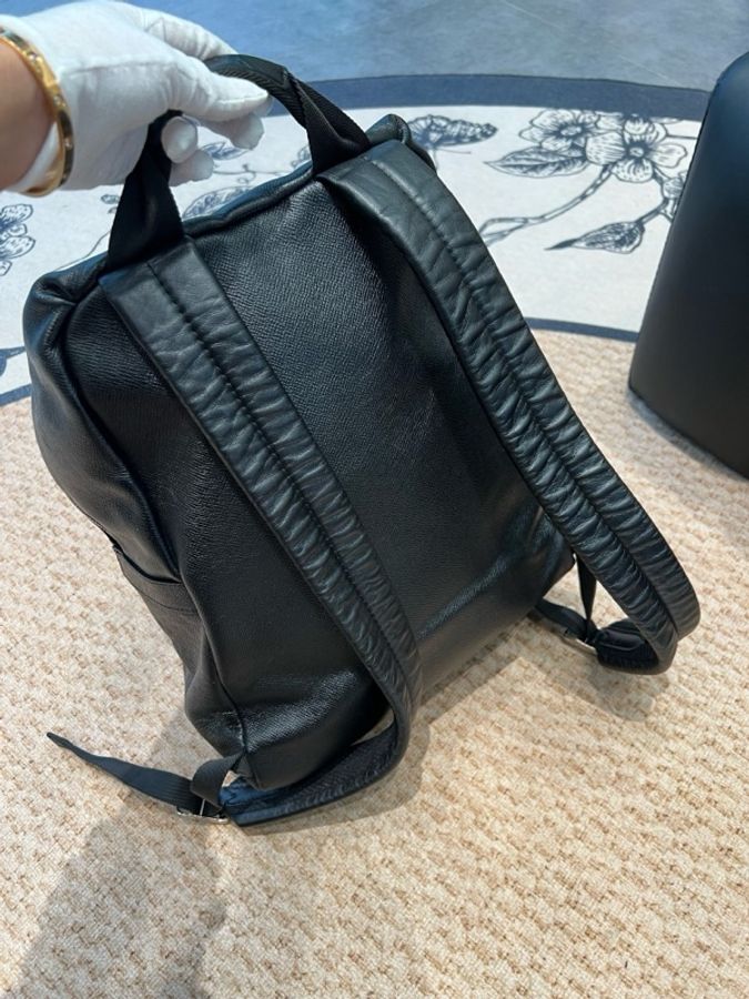 Louis Vuitton 路易威登 雙肩包 黑色牛皮-4