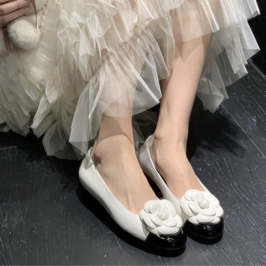 【經典保值款✨顯腳白腳瘦👍🏻全甜價‼️】Chanel 24p山茶花瑪麗珍鞋 37.5碼-2