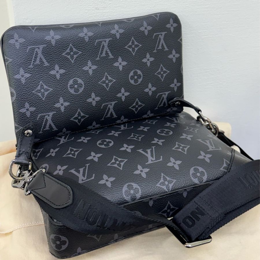 Lv 三合一郵差包-3