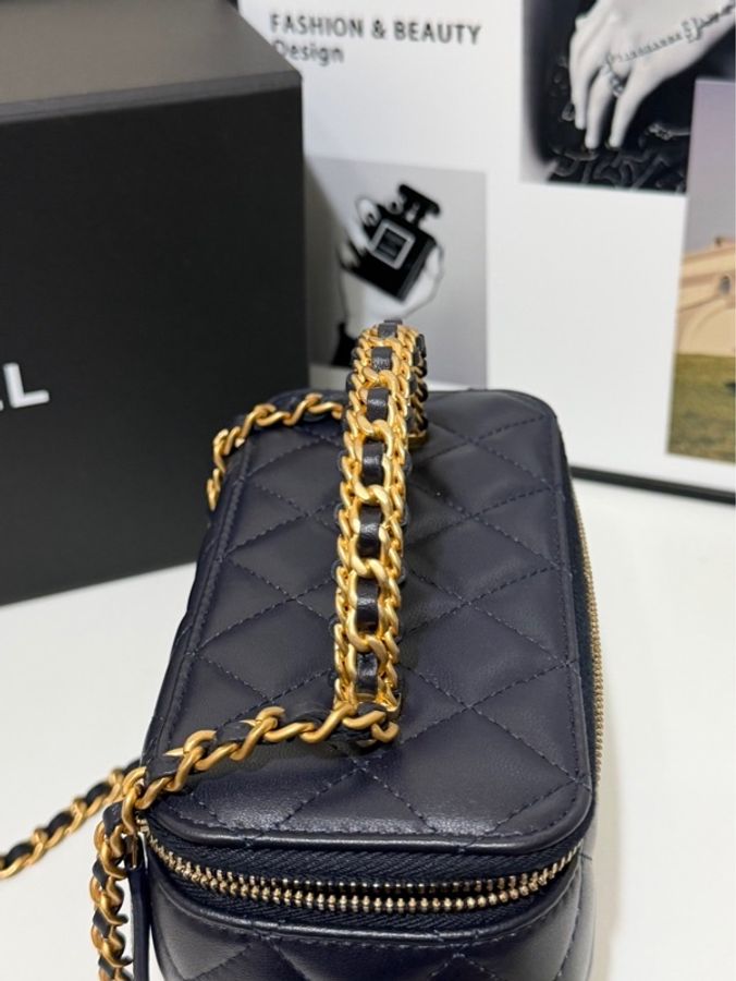 💎Chanel香奈兒|深藍色化妝盒 新款鐳射|99新-8