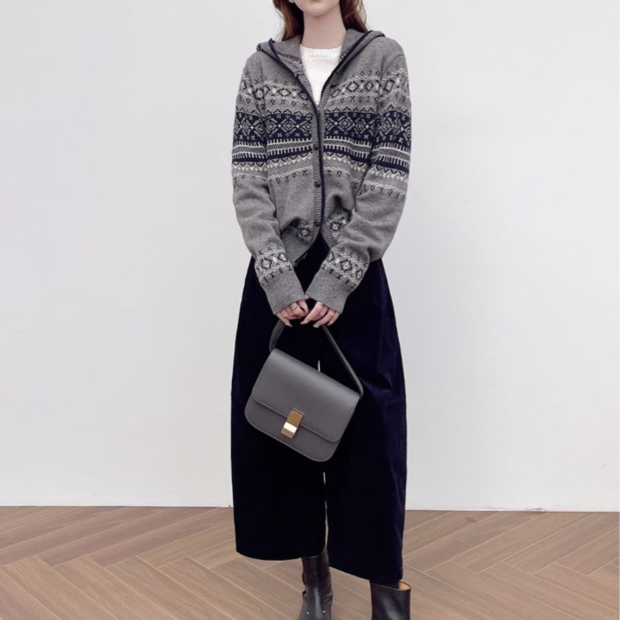 【震撼撿漏價👍🏻全網最便宜💫】Celine/賽琳 豆腐包 超級實用 經典不過時 霧霾藍-1