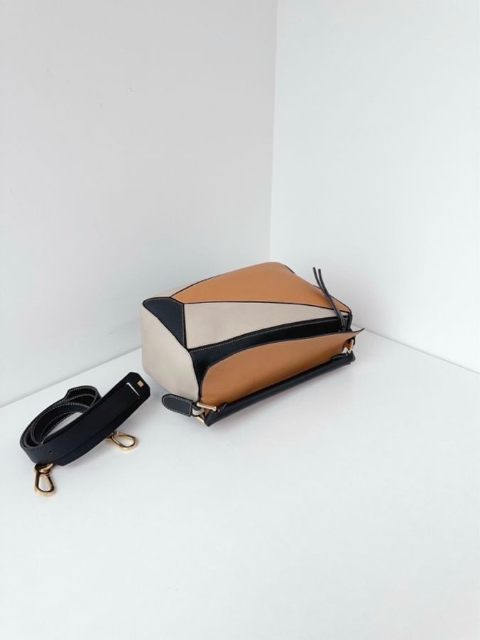 ✨Loewe羅意威| Puzzle幾何包 焦糖拼色|中號-5