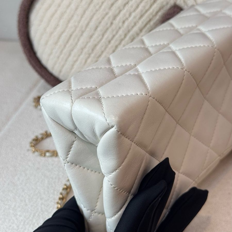 Chanel • 24a 白金琺瑯調節釦方胖子 芯片款✨-9