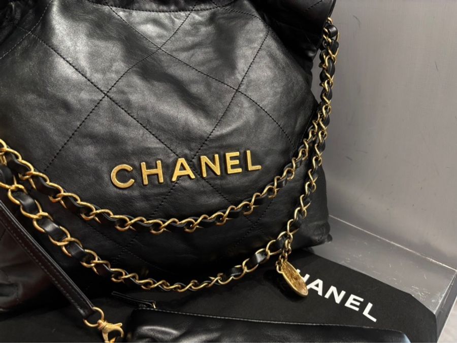 Chanel 22 Bag Small 小號 黑金 垃圾袋 |Classic Trend CT精品|台北東區實體-1