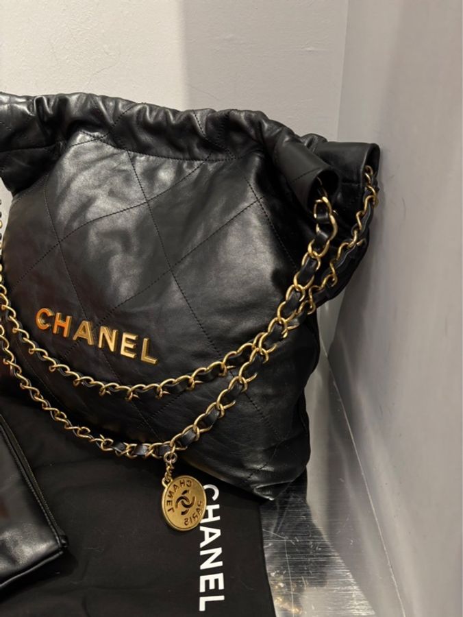 Chanel 22 Bag Small 小號 黑金 垃圾袋 |Classic Trend CT精品|台北東區實體-2