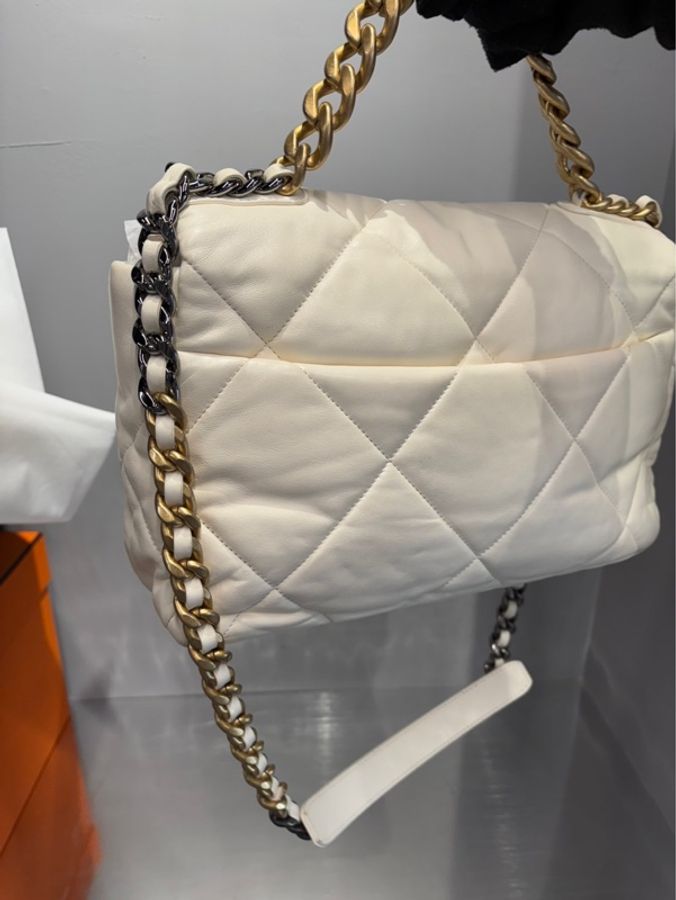 Chanel 19 Bag 中號 白金 口蓋包 |Classic Trend CT精品|台北東區實體-5