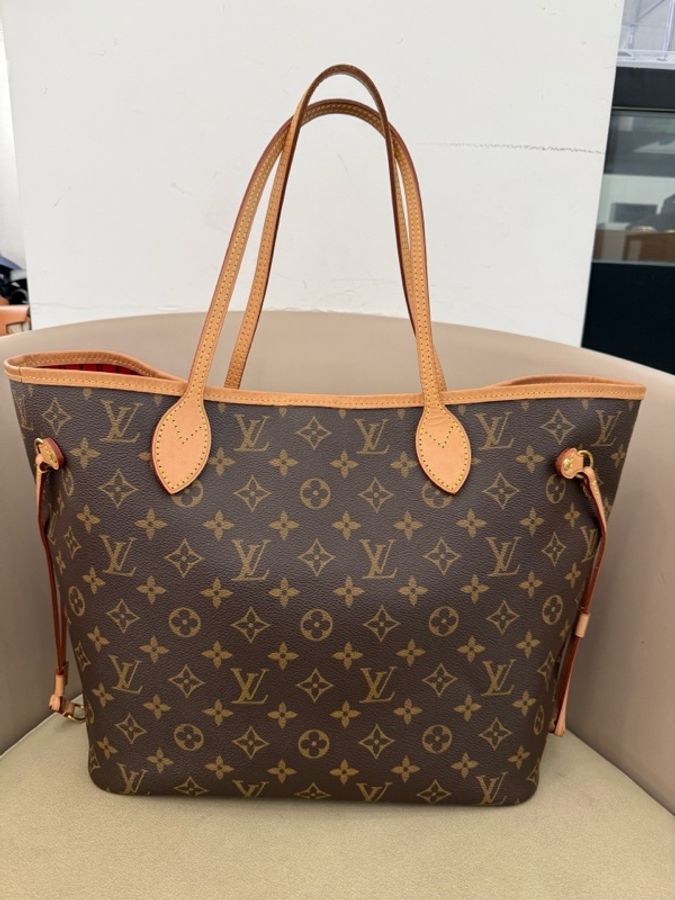 Louis Vuitton 路易威登 經典老花Neverfull中號大紅色內里-1