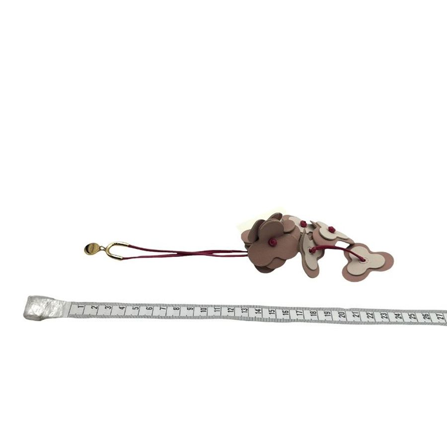 【美收精品】LOEWE 淺粉色真皮花卉包包掛飾 C-754【隔月月中將轉賣至日本 上架期限30天】-6