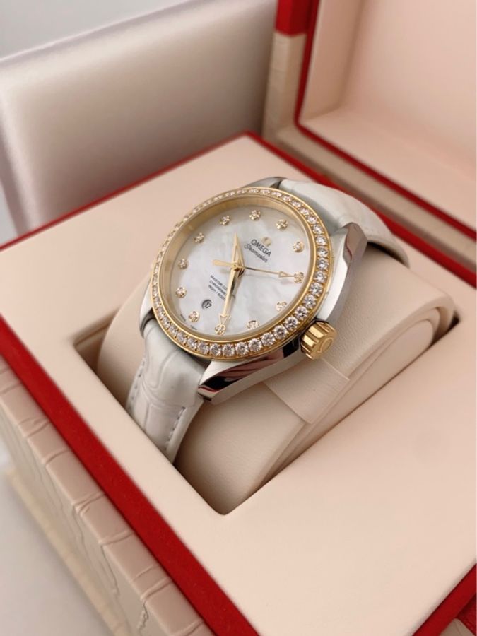 Omega/歐米茄 海馬系列231.28.34.20.55.004 滿鑽貝母盤自動機械腕表,表徑:34,25年保卡盒子-2