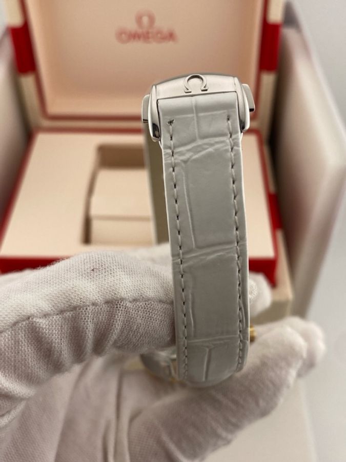 Omega/歐米茄 海馬系列231.28.34.20.55.004 滿鑽貝母盤自動機械腕表,表徑:34,25年保卡盒子-9