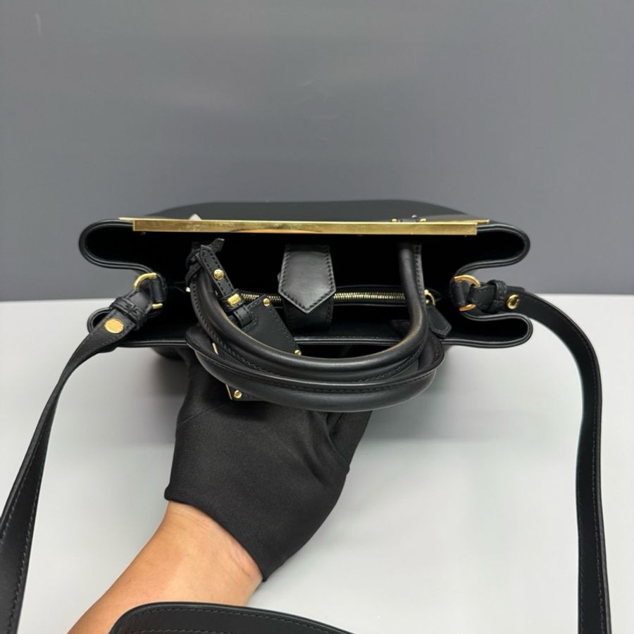Fendi芬迪 黑金全皮2jours小怪獸手提斜挎包 98新-5