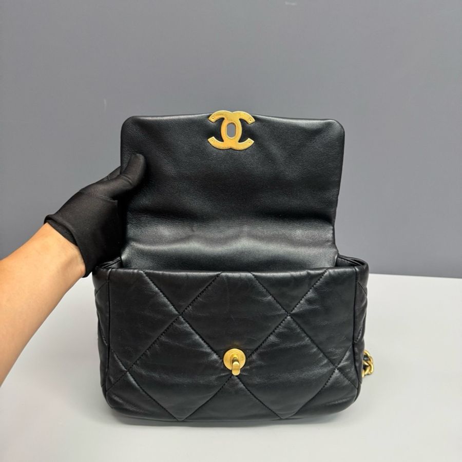 Chanel香奈兒 黑金全皮小號19bag鏈條包 芯片款 97新-6