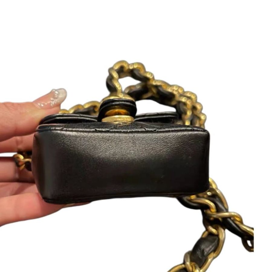 Chanel香奈兒黑金菱格紋雙c logo鏈條腰包掛包腰鏈-19