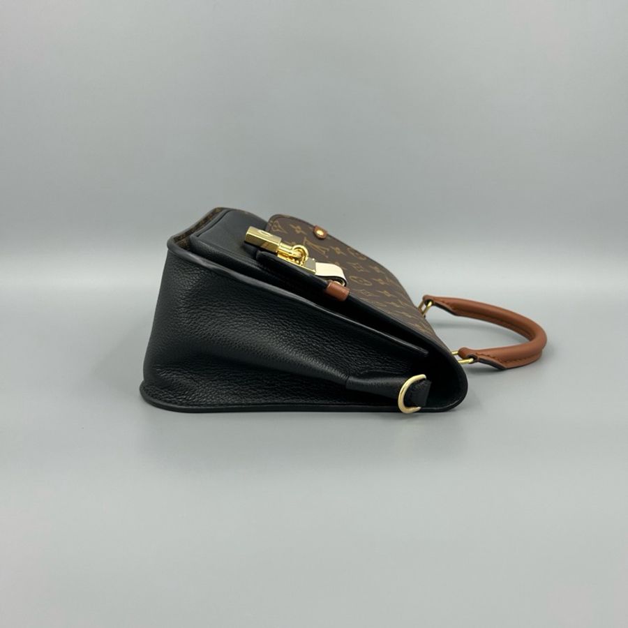 Louis Vuitton 路易威登 經典老花拼黑鎖頭郵差包 尺寸26*18-3