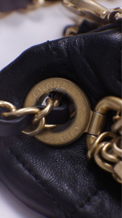 Chanel 19年埃及高级手工坊系列珍珠皮穿链腰包-2