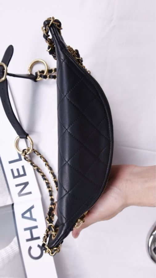 Chanel 19年埃及高级手工坊系列珍珠皮穿链腰包-6