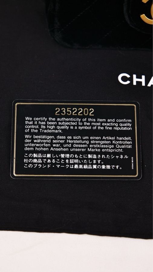 Chanel 2开黑金丝绒书包扣mini kelly手提包-35