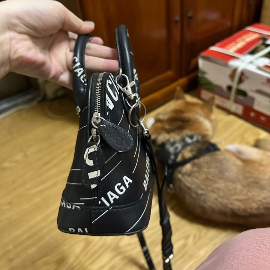 巴黎世家balenciaga貝殼包logo滿版-2